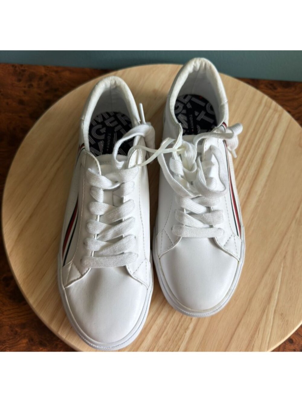 Tommy Hilfiger Womens Size 8 Tennis Sneakers Tsenia-Z White Red  Black Stripes - Picture 9 of 9